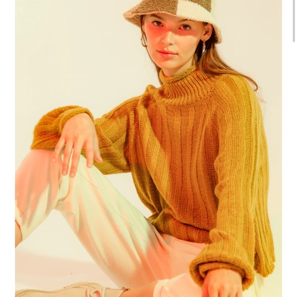 Cozy ribbed high neck sweater - Picture 4 of 5